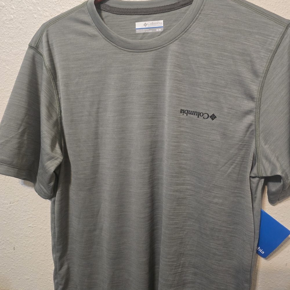 Columbia Men's Sage Peak Short Sleeve Tee Nwt Excellent Sun Protection Medium